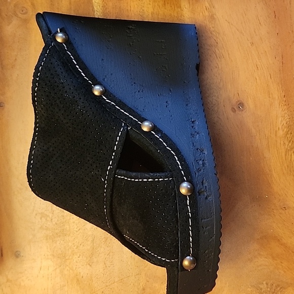 Sbicca Declan Black Suede Wedge NWT size 9 - Picture 4 of 11